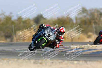 media/Jan-14-2024-SoCal Trackdays (Sun) [[2e55ec21a6]]/Turn 2 (1025am)/